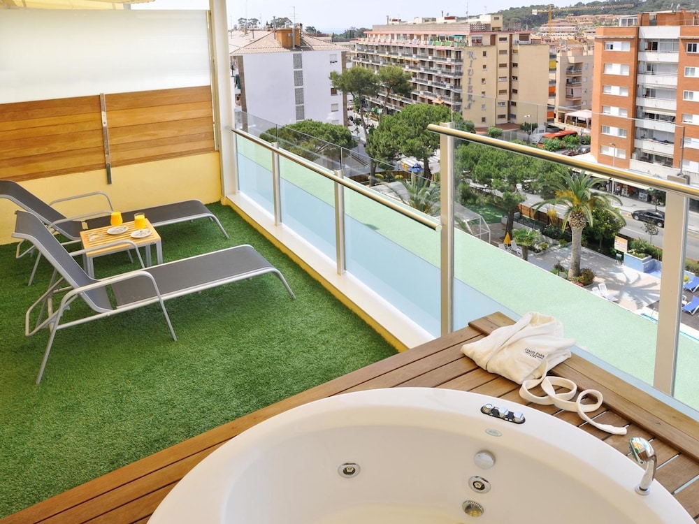 oasis park junior suites