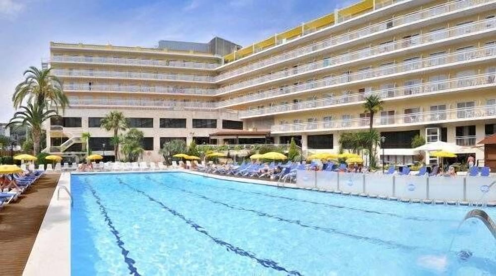 oasis park junior suites
