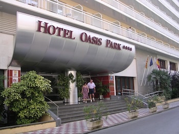Oasis Park Junior Suites,Lloret De Mar>>Girona,4 star