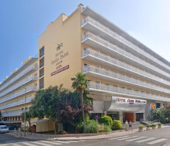 Oasis Park Junior Suites,Lloret De Mar>>Girona,4 star