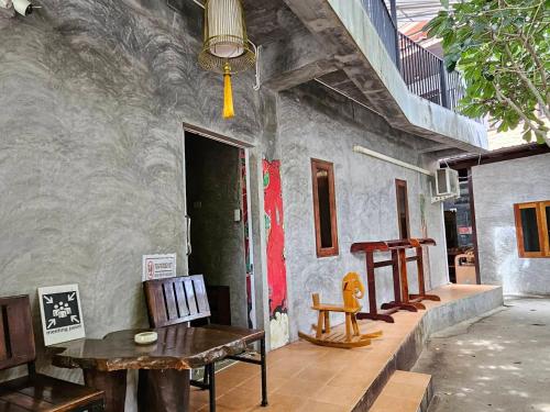phatchara boutique hotel hostel