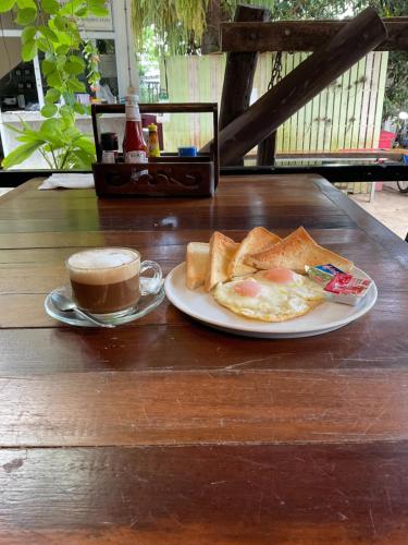 phatchara boutique hotel hostel