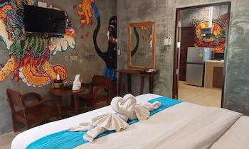 phatchara boutique hotel hostel