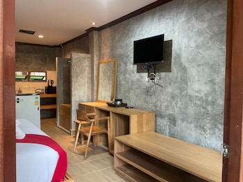 phatchara boutique hotel hostel