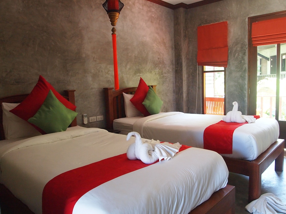 phatchara boutique hotel hostel