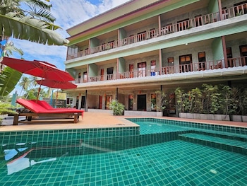 phatchara boutique hotel hostel