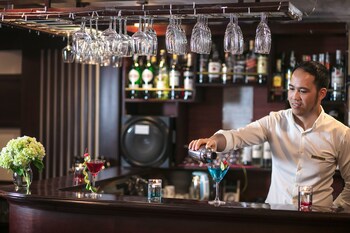 halong majestic legend cruise