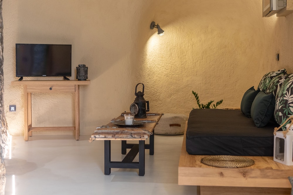 nalas suites