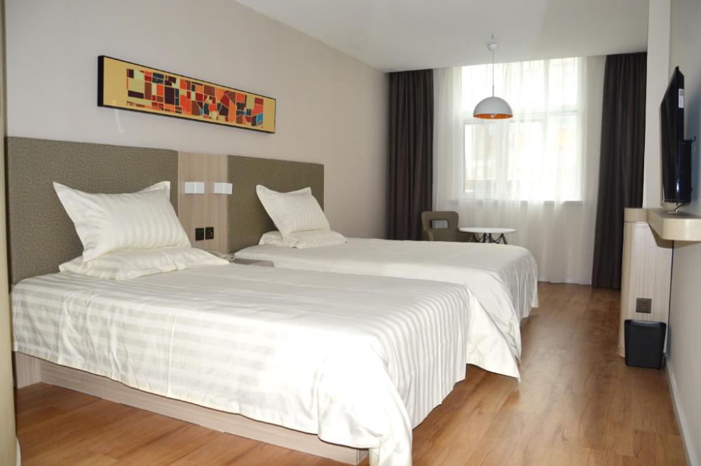 hanting hotel qinhuangdao changli jieyang street