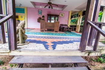 Sutus Court 2,Chonburi Province>>Pattaya,2 star