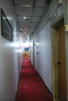 New Shahana - Hostel,Mumbai Suburban>>Mumbai,1 star