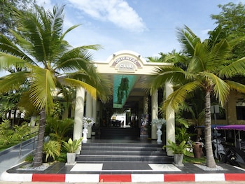 oasis garden and pool villa at vip resort