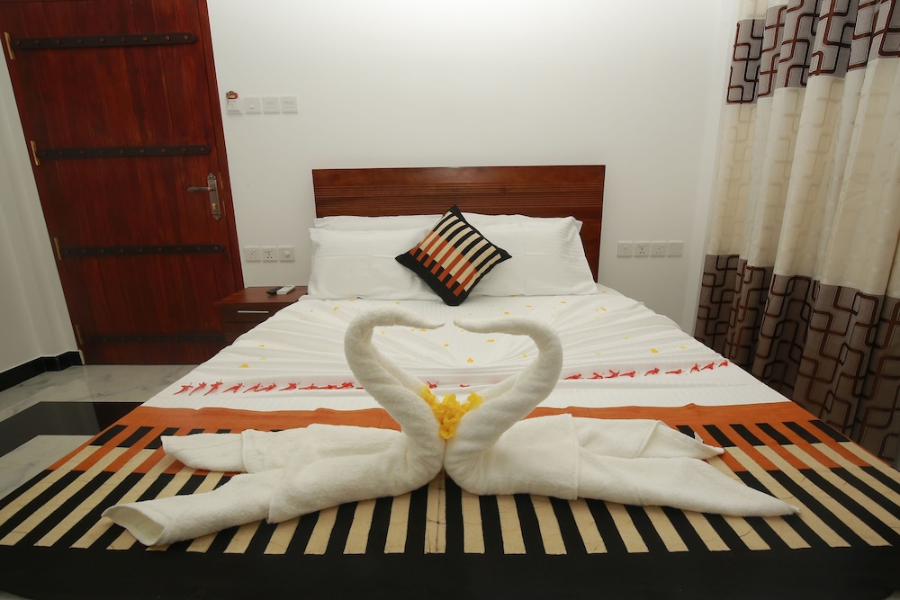 yala hotel river front