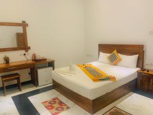 yala hotel river front
