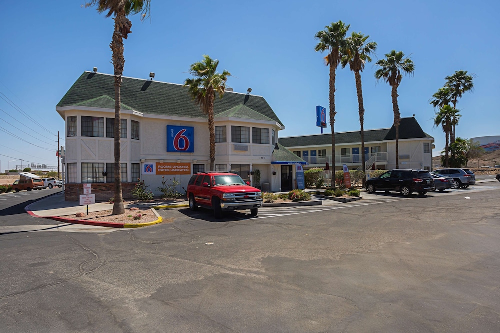 motel 6 yuma az east