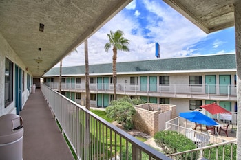 motel 6 yuma az east