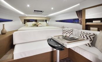 vietyacht marina club halong bay cruise
