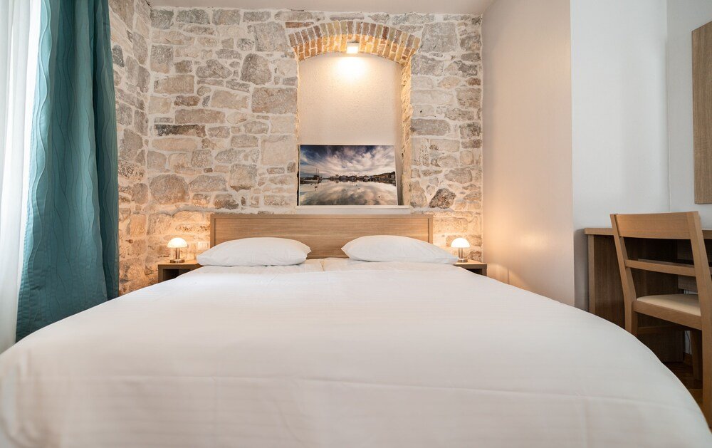 tifani luxury rooms 2