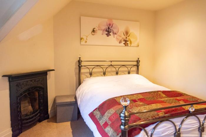 the apartment no 2 the old red king pub