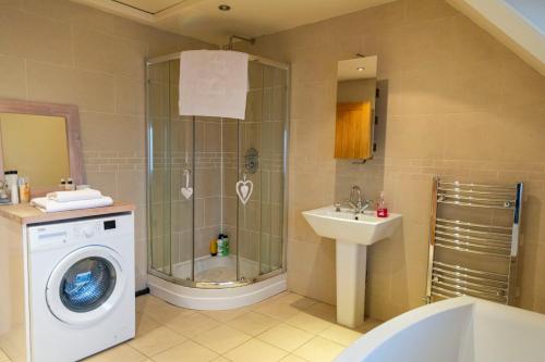 the apartment no 2 the old red king pub