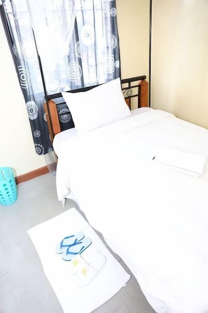 ramon cozy maisonette