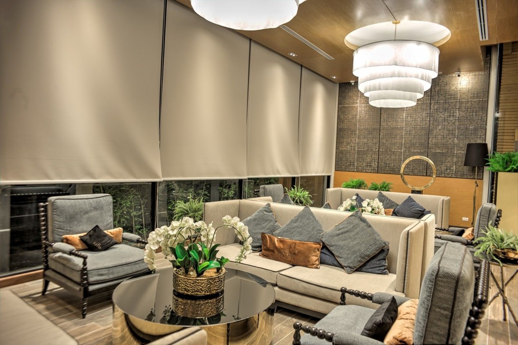 hic at night bazaar 607