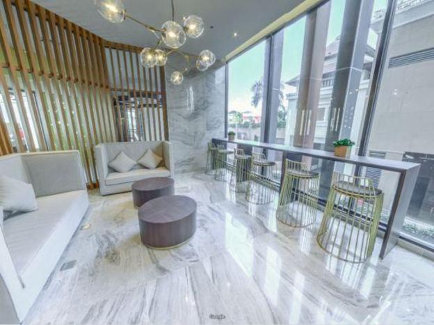 hic at night bazaar 607