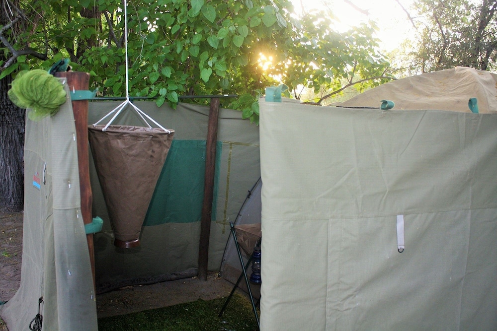 hippo island okavango delta