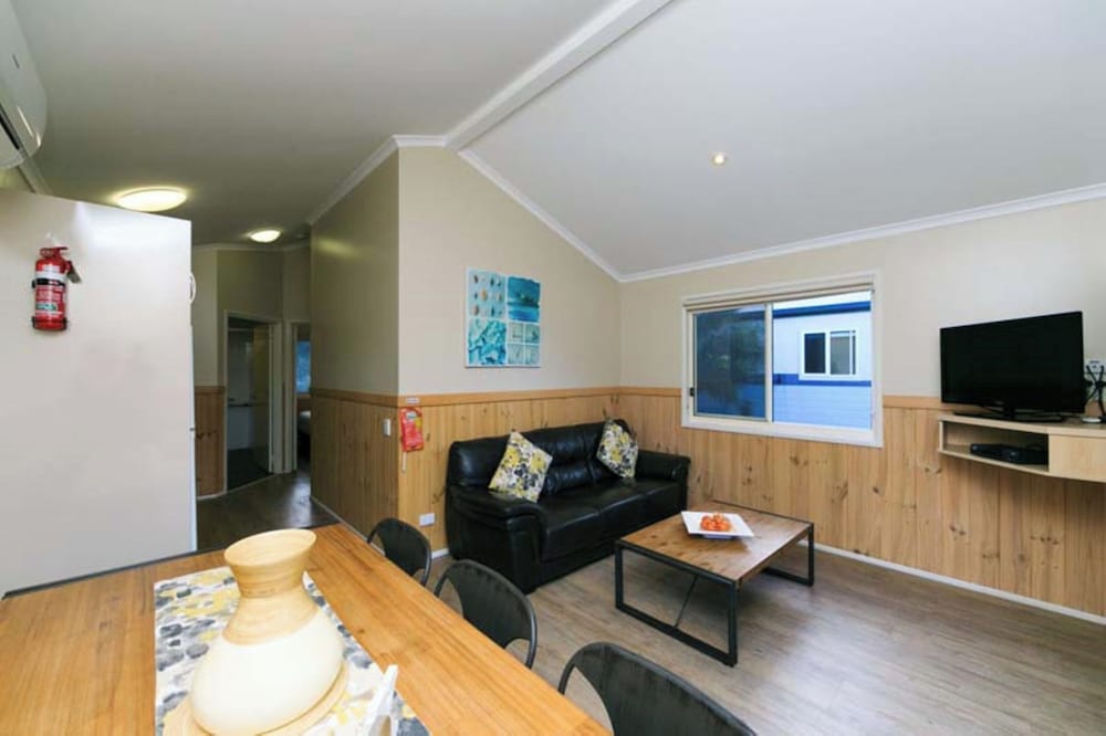 reflections holiday parks mylestom