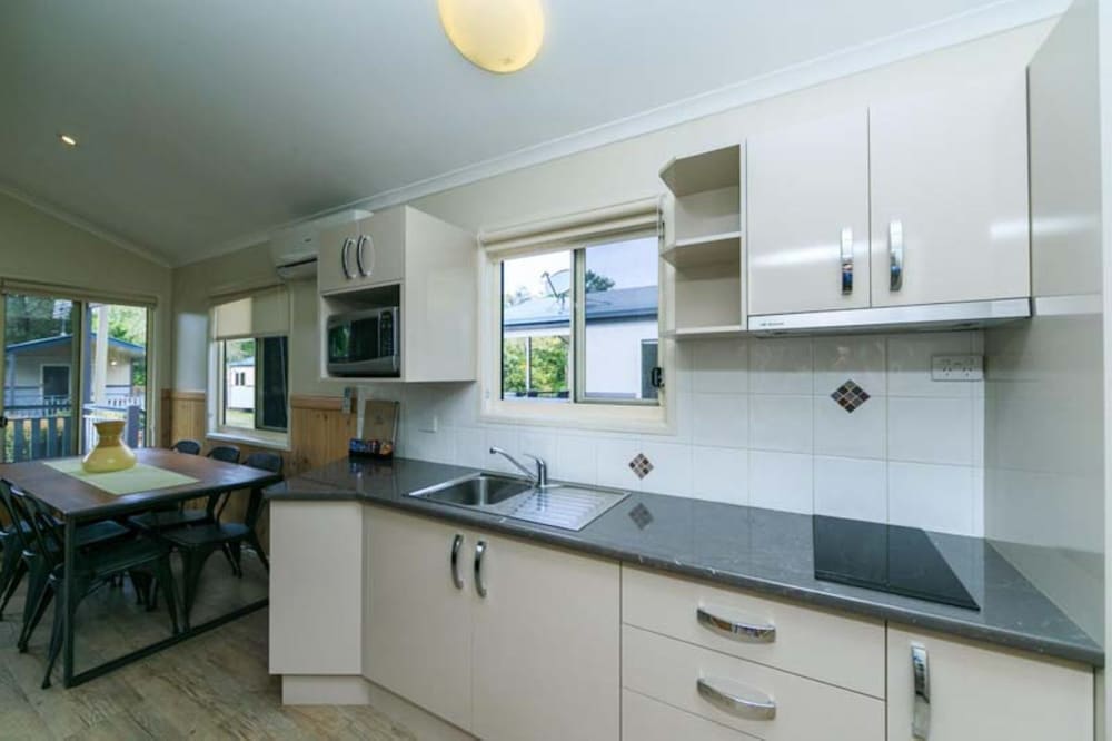 reflections holiday parks mylestom