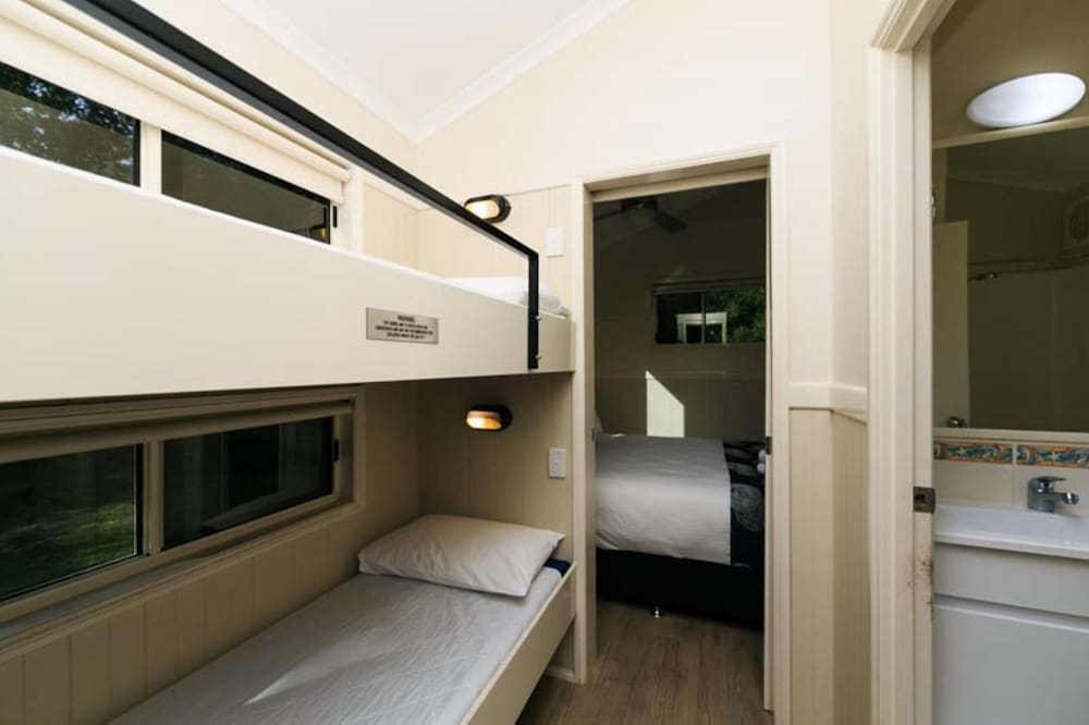 reflections holiday parks mylestom