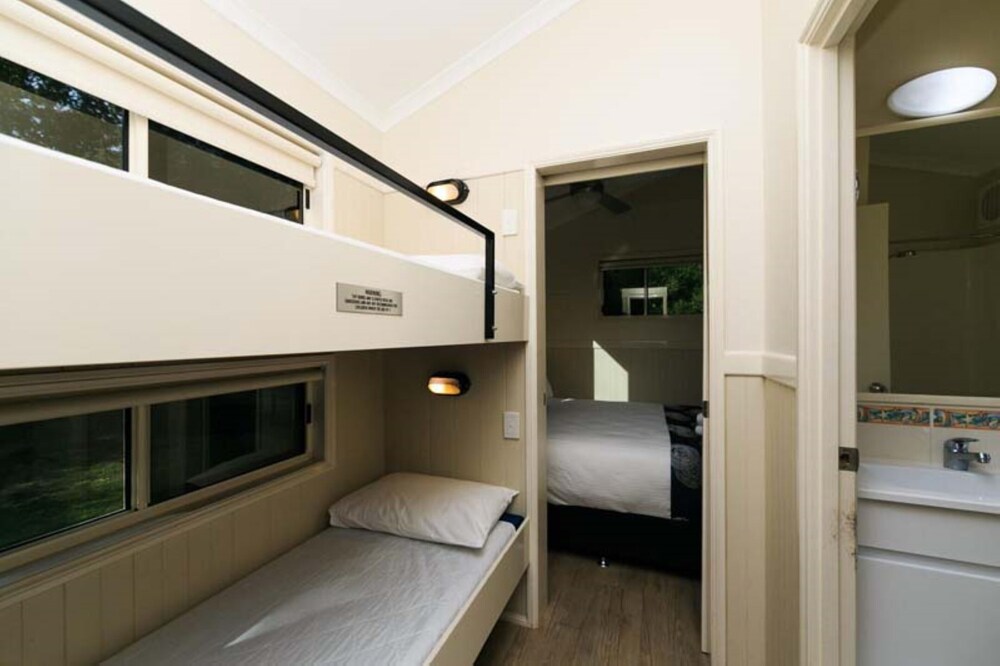 reflections holiday parks mylestom