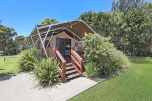 reflections holiday parks mylestom