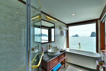 heritage cruises cat ba archipelago