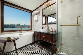 heritage cruises cat ba archipelago