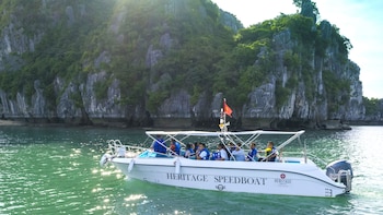 heritage cruises cat ba archipelago