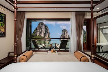 heritage cruises cat ba archipelago