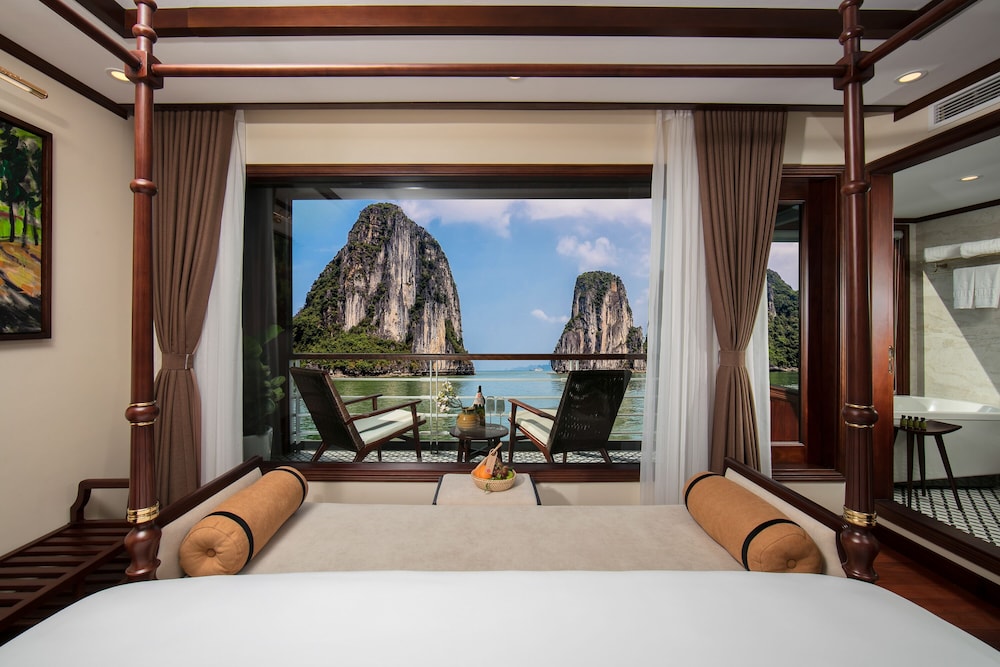 heritage cruises cat ba archipelago