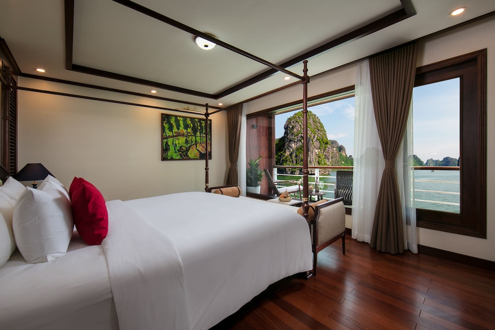 heritage cruises cat ba archipelago