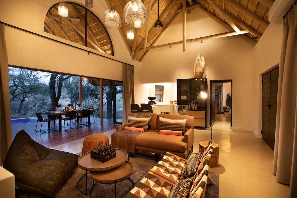 serondella game lodge