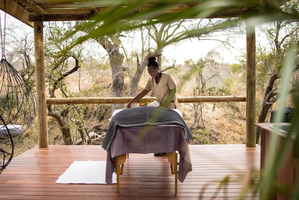 serondella game lodge