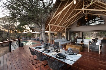 serondella game lodge