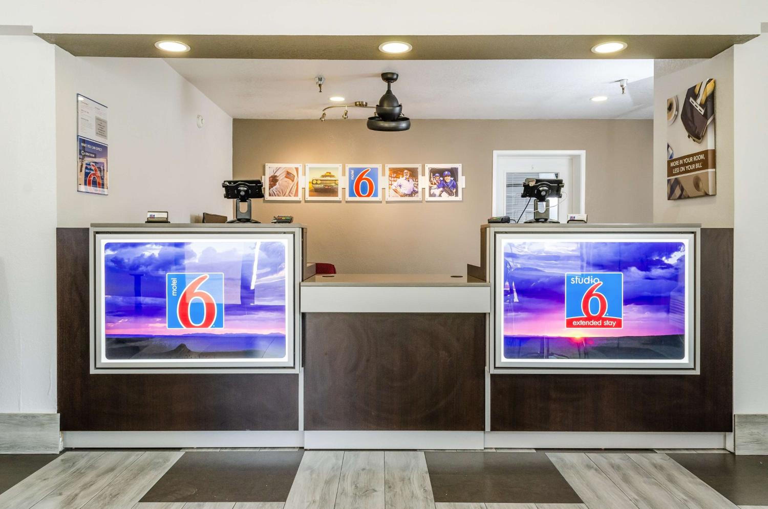 studio 6 fresno ca extended stay