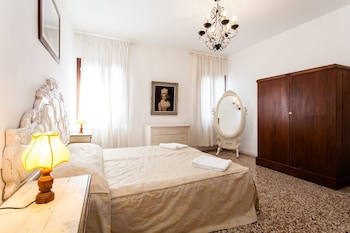 prince apartments