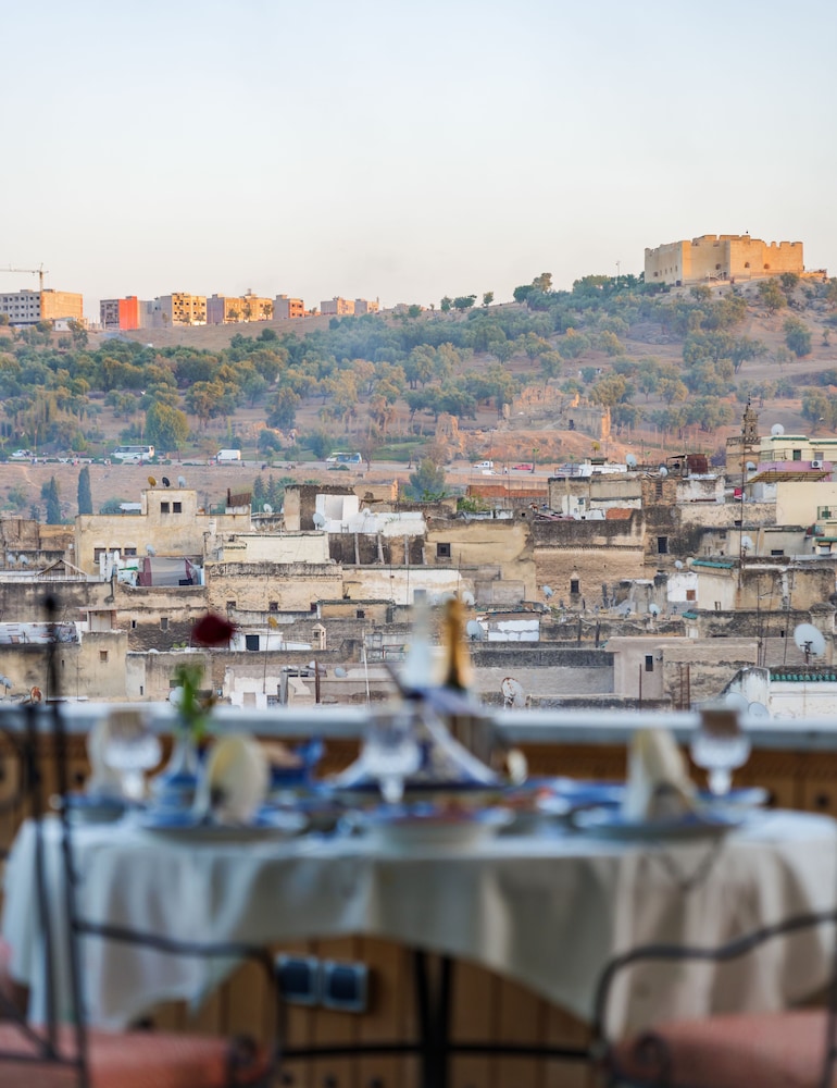 fes