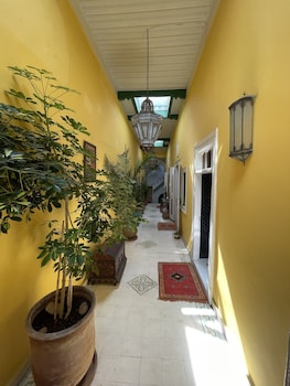 riad sidi magdoul