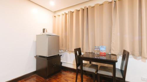 reddoorz premium near greenbelt makati