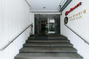 reddoorz premium near greenbelt makati