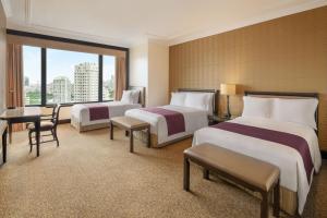 sheraton grande sukhumvit a luxury collection hotel bangkok