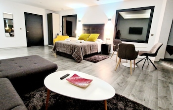 plasencia plaza mayor luxury